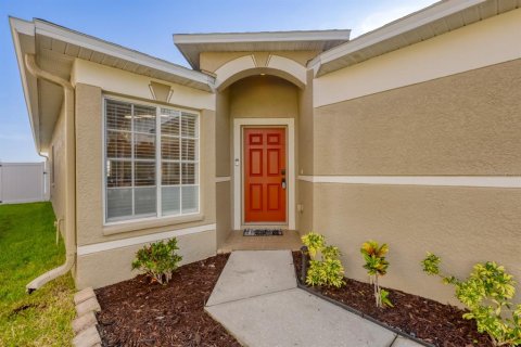 House in Wesley Chapel, Florida 3 bedrooms, 117.52 sq.m. № 2210036 - photo 3