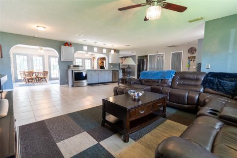Villa ou maison à vendre à Ocala, Floride: 3 chambres, 182.18 m2 № 2227634 - photo 27