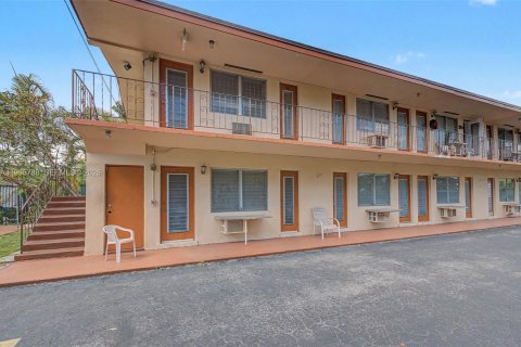 Apartamento en alquiler en Miami, Florida, 1 dormitorio, 42.92 m2 № 2058355 - foto 18