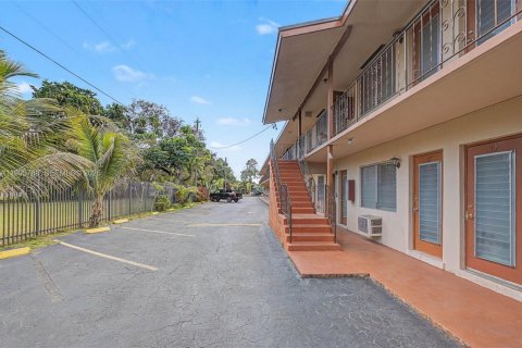 Apartamento en alquiler en Miami, Florida, 1 dormitorio, 42.92 m2 № 2058355 - foto 13