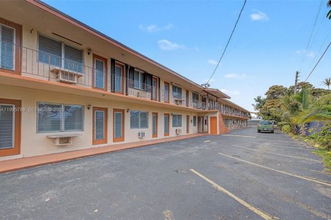 Apartamento en alquiler en Miami, Florida, 1 dormitorio, 42.92 m2 № 2058355 - foto 19