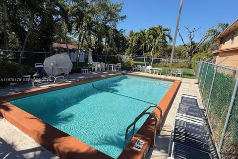 Apartment in Miami, Florida 2 bedrooms, 91.69 sq.m. № 2042451 - photo 2