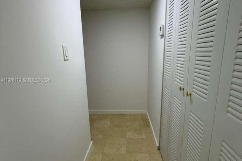 Apartment in Miami, Florida 2 bedrooms, 91.69 sq.m. № 2042451 - photo 8