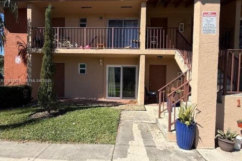 Apartment in Miami, Florida 2 bedrooms, 91.69 sq.m. № 2042451