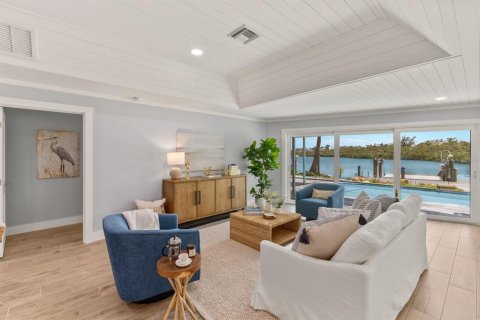 House in Longboat Key, Florida 4 bedrooms, 305.46 sq.m. № 1778803 - photo 13