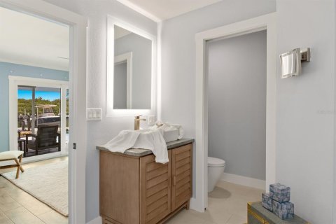 House in Longboat Key, Florida 4 bedrooms, 305.46 sq.m. № 1778803 - photo 28