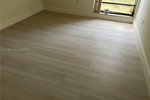 Copropriété à louer à Miami, Floride: 2 chambres, 111.48 m2 № 2075053 - photo 22