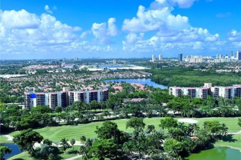 Condominio en venta en Aventura, Florida, 2 dormitorios, 121.98 m2 № 1818306 - foto 21