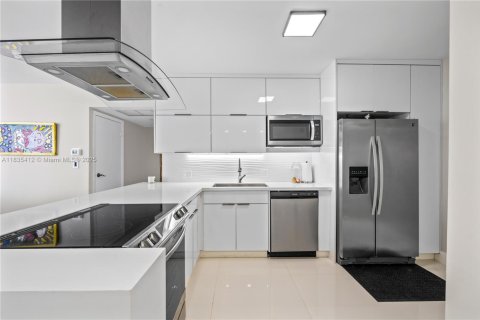 Condominio en venta en Aventura, Florida, 2 dormitorios, 121.98 m2 № 1818306 - foto 7