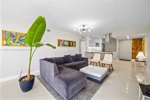Condominio en venta en Aventura, Florida, 2 dormitorios, 121.98 m2 № 1818306 - foto 10