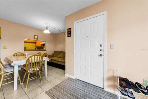 Copropriété à louer à Palm Harbor, Floride: 2 chambres, 100.8 m2 № 2156412 - photo 3