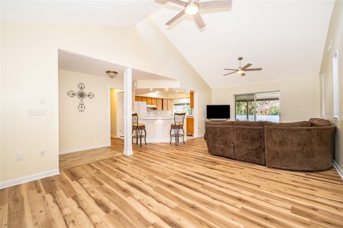 House in Lake Mary, Florida 4 bedrooms, 289.67 sq.m. № 1835819 - photo 6