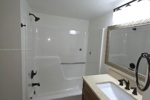 Copropriété à louer à Plantation, Floride: 2 chambres, 87.33 m2 № 1931147 - photo 3