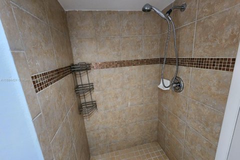 Copropriété à louer à Plantation, Floride: 2 chambres, 87.33 m2 № 1931147 - photo 13