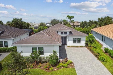 House in Bradenton, Florida 3 bedrooms, 267.93 sq.m. № 1679682 - photo 2