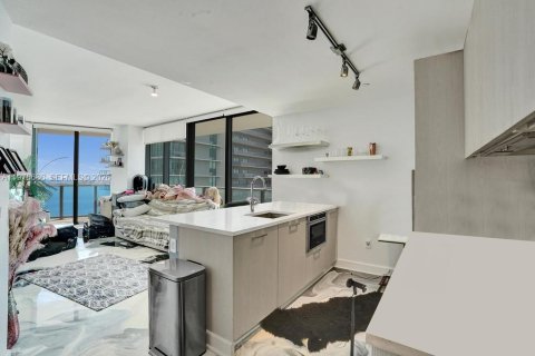 Condominio en venta en Miami, Florida, 3 dormitorios, 107.02 m2 № 2032699 - foto 15