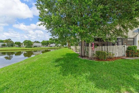 Adosado en Wellington, Florida 2 dormitorios, 146.51 m2 № 2245464