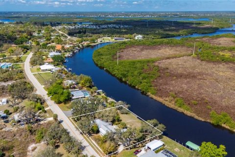 Villa ou maison à Punta Gorda, Floride 3 chambres, 184.78 m2 № 2142535