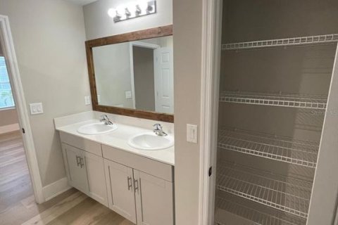 Casa en venta en Wesley Chapel, Florida, 4 dormitorios, 189.43 m2 № 1873460 - foto 12