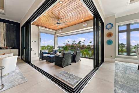 Villa ou maison à louer à Treasure Island, Floride: 4 chambres, 313.55 m2 № 2383630 - photo 29