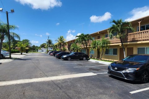 Appartement à louer à Pompano Beach, Floride: 1 chambre, 46.45 m2 № 2242326 - photo 2