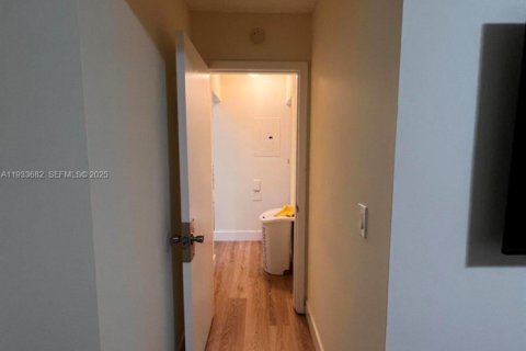 Снять в аренду кондоминиум в Хомстед, Флорида 3 спальни, 111.02м2, № 1992049 - фото 17