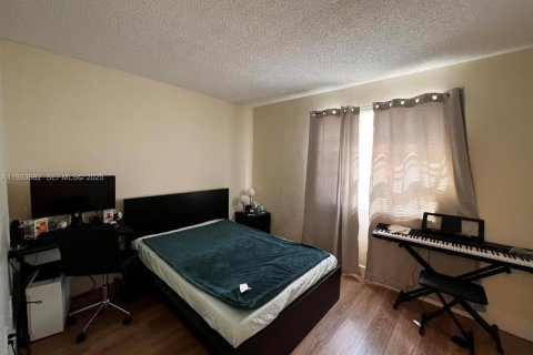 Снять в аренду кондоминиум в Хомстед, Флорида 3 спальни, 111.02м2, № 1992049 - фото 19