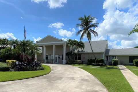 Снять в аренду кондоминиум в Хомстед, Флорида 3 спальни, 111.02м2, № 1992049 - фото 29