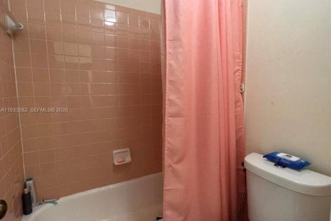 Снять в аренду кондоминиум в Хомстед, Флорида 3 спальни, 111.02м2, № 1992049 - фото 26