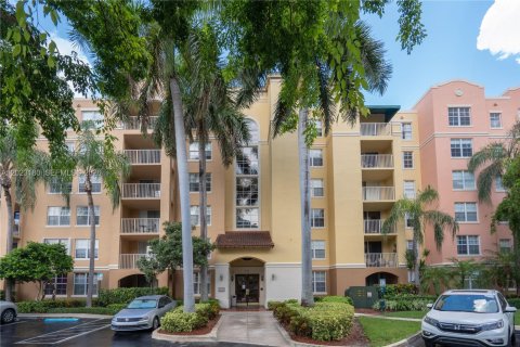 Condo in Aventura, Florida, 2 bedrooms  № 2188703 - photo 15