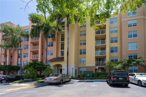 Condo in Aventura, Florida, 2 bedrooms  № 2188703 - photo 3