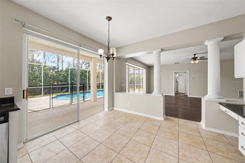 House in Lutz, Florida 5 bedrooms, 339.93 sq.m. № 2231491 - photo 12