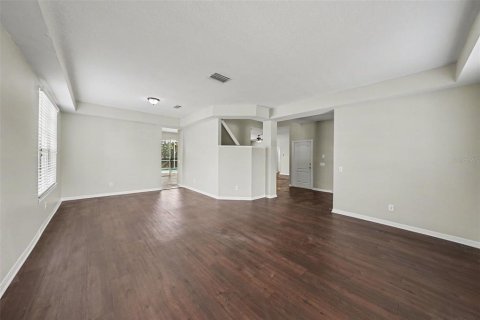 House in Lutz, Florida 5 bedrooms, 339.93 sq.m. № 2231491 - photo 7