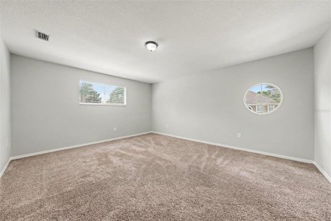 House in Lutz, Florida 5 bedrooms, 339.93 sq.m. № 2231491 - photo 19