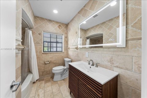 Снять в аренду виллу или дом в Саут-Майами, Флорида 5 спален, 343.37м2, № 2019806 - фото 30