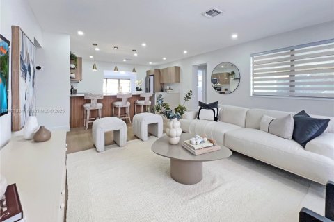 House in Fort Lauderdale, Florida 4 bedrooms, 142.51 sq.m. № 1953643 - photo 3