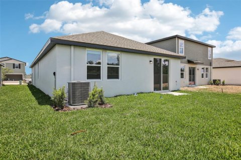 House in Zephyrhills, Florida 3 bedrooms, 140.56 sq.m. № 1651677 - photo 9