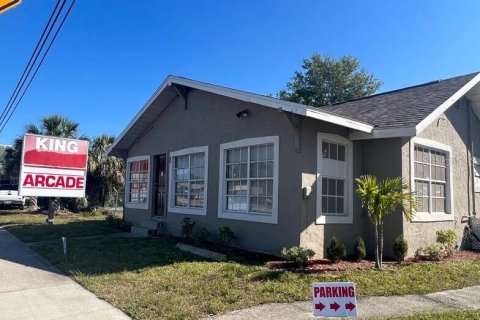 House in Bradenton, Florida 1 bedroom, 200.11 sq.m. № 2235833