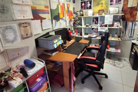 Купить кондоминиум в Холливуд, Флорида 2 спальни, 117.99м2, № 1957897 - фото 26