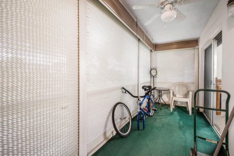 Condo in Delray Beach, Florida, 2 bedrooms  № 2389684 - photo 20
