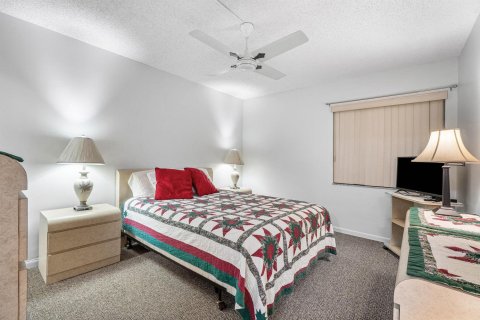 Condo in Delray Beach, Florida, 2 bedrooms  № 2389684 - photo 14