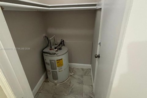 Appartement à louer à Miami, Floride: 1 chambre, 60.39 m2 № 2368103 - photo 8