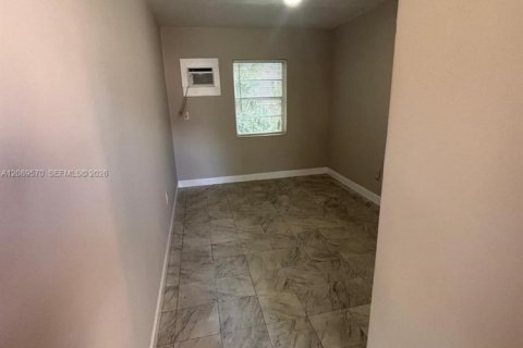 Appartement à louer à Miami, Floride: 1 chambre, 60.39 m2 № 2368103 - photo 3