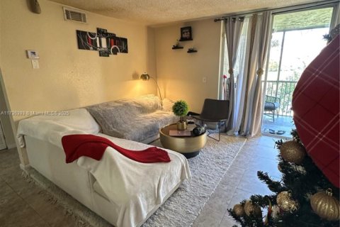 Condominio en venta en Pompano Beach, Florida, 2 dormitorios, 98.2 m2 № 1485057 - foto 7