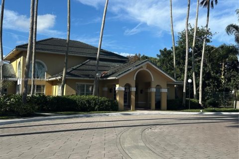 Condominio en venta en Pompano Beach, Florida, 2 dormitorios, 98.2 m2 № 1485057 - foto 15
