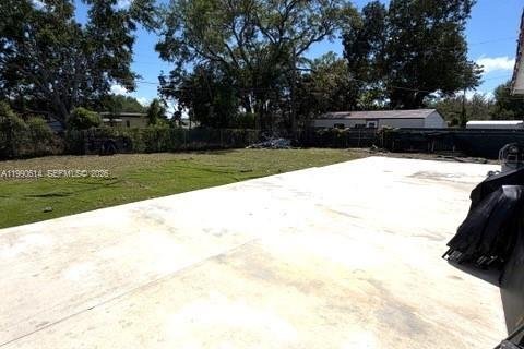 Casa en venta en Miami Gardens, Florida, 4 dormitorios, 173.82 m2 № 2058055 - foto 21