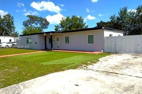 Casa en venta en Miami Gardens, Florida, 4 dormitorios, 173.82 m2 № 2058055 - foto 12