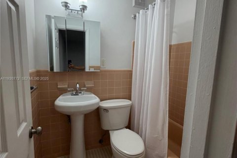 Appartement à louer à Coral Gables, Floride № 1989693 - photo 10