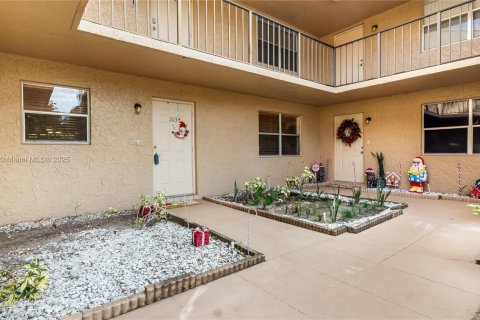 Copropriété à vendre à Tamarac, Floride: 2 chambres, 105.26 m2 № 1970476 - photo 23