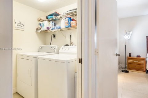 Copropriété à vendre à Tamarac, Floride: 2 chambres, 105.26 m2 № 1970476 - photo 22